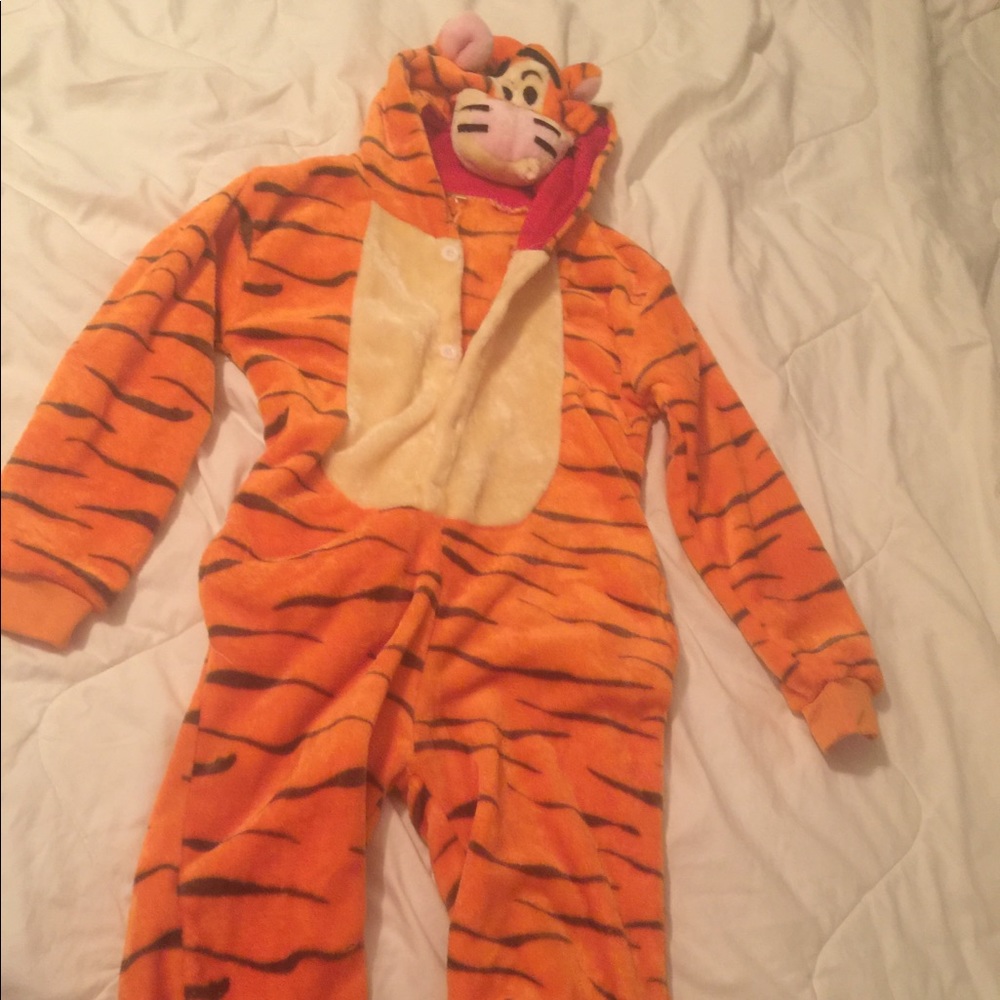 Tigger/ tiger full costume for toddler boys
